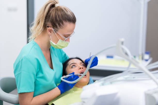 Best Emergency Tooth Extraction in San Fernando, CA